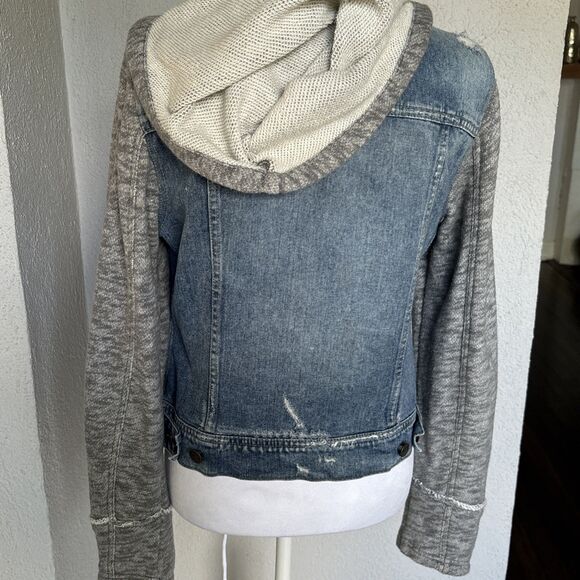 Free People Denim Distressed Hooded Jean /Knit Jacket Women's Size Medium - Picture 4 of 12